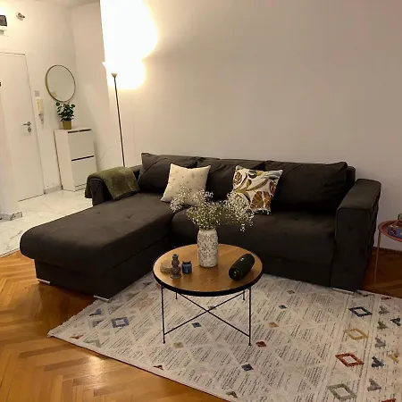 Old Town Hideaway Free Parking Apartment *
